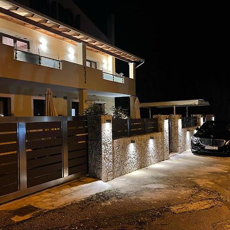 Natashas Apartments Ypsos Exterior foto